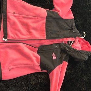 I’m selling a pink and black north face jacket